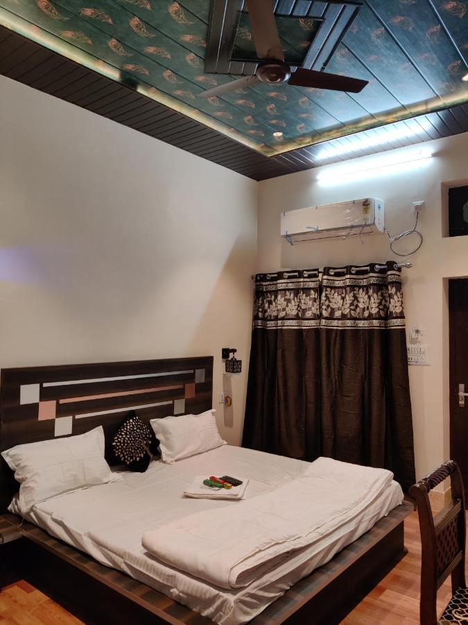 Keshav Hotel Farrukhabad Экстерьер фото